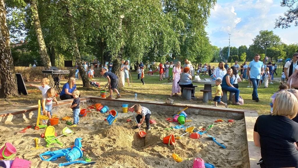 PRZEDSZKOLNY PIKNIK RODZINNY